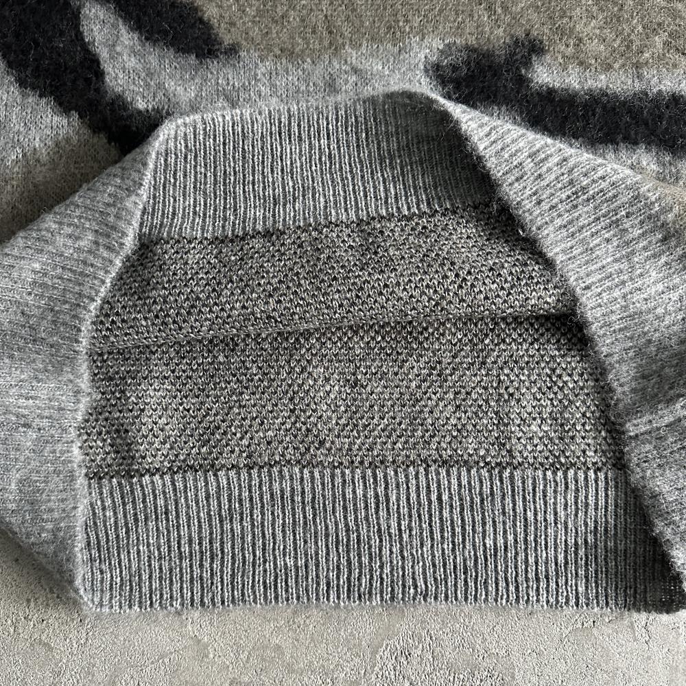 CORTEIZ More Hair Knit Sweater - Grey Camo