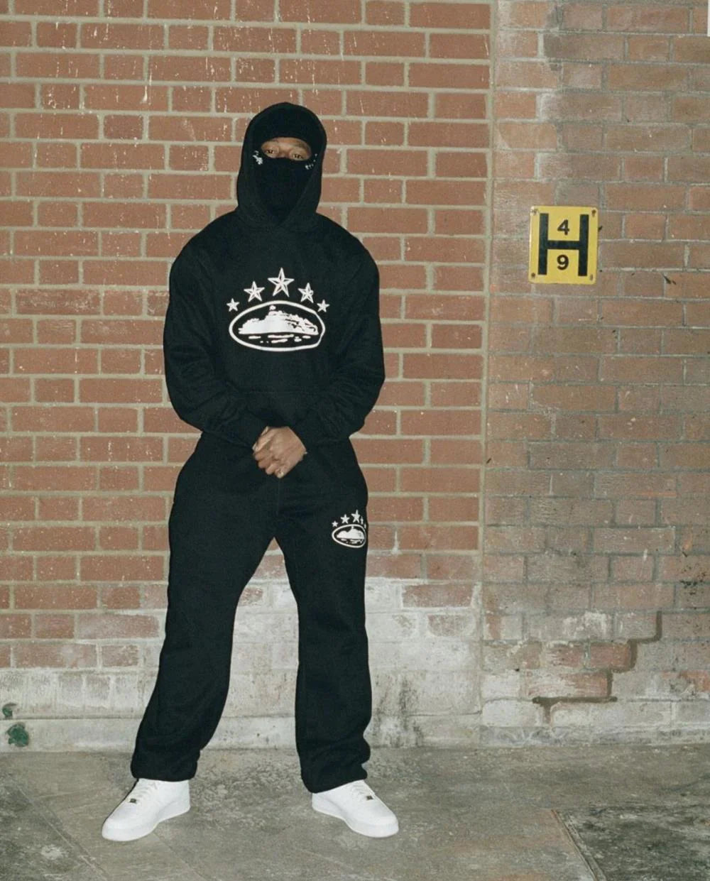 CORTEIZ 5 Starz Alcatraz Tracksuit - Black