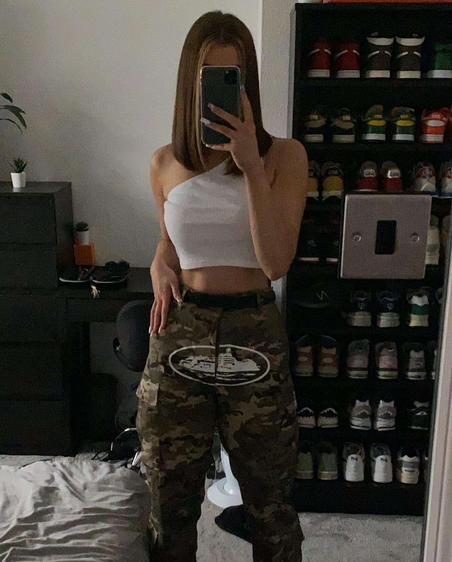 CORTEIZ Island Cargo Pants - Camo