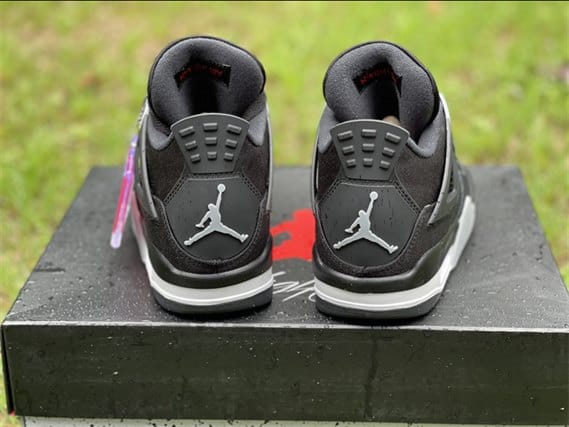 Jordan 4 - Black Canvas