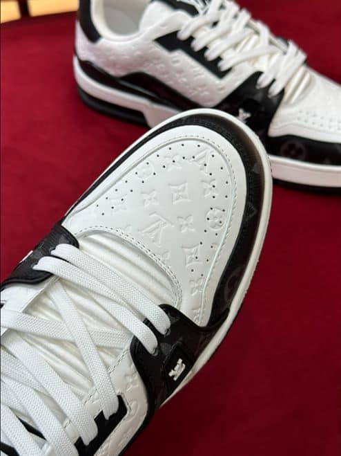 LV Skates - White/Black