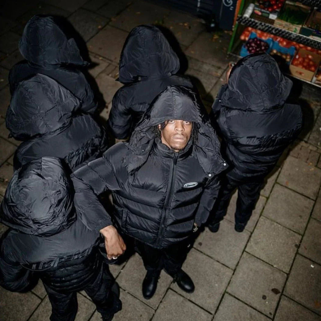 Trapstar Hyperdrive Detachable Hooded Puffer Jacket - Triple Black