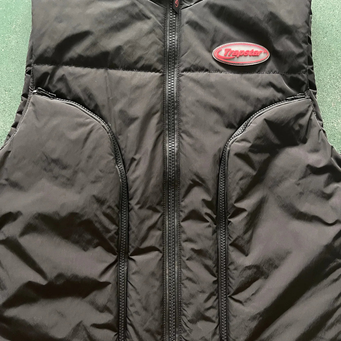 Trapstar Hyperdrive Sleeveless Jacket - Black/Red