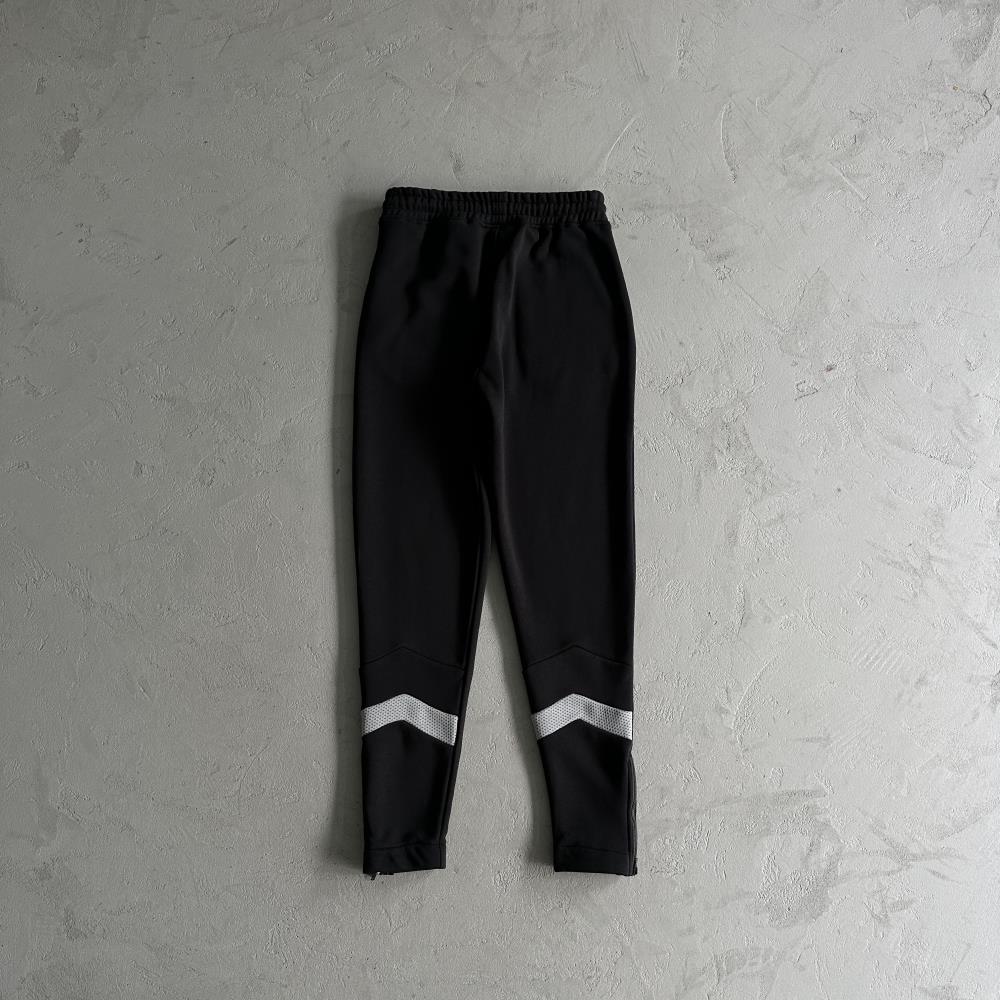 Trapstar V Stripe Tracksuit - Black/Grey