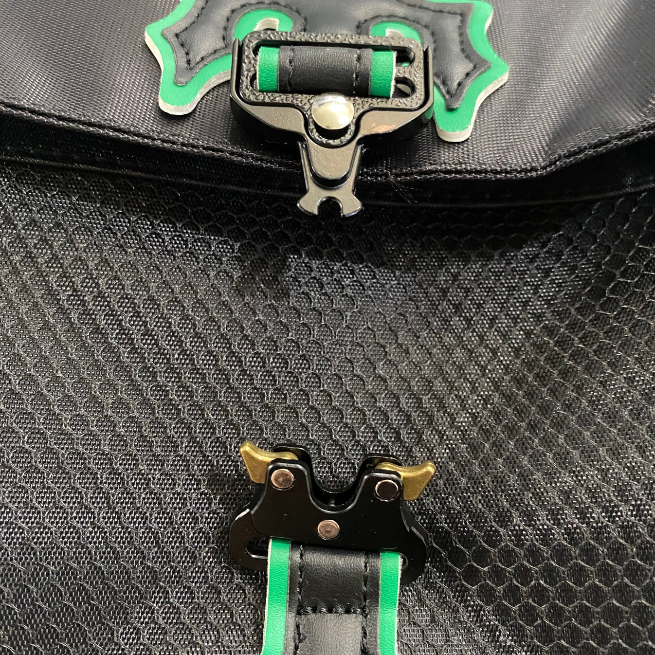 Trapstar Messenger Bag 1.0 - Black/Green