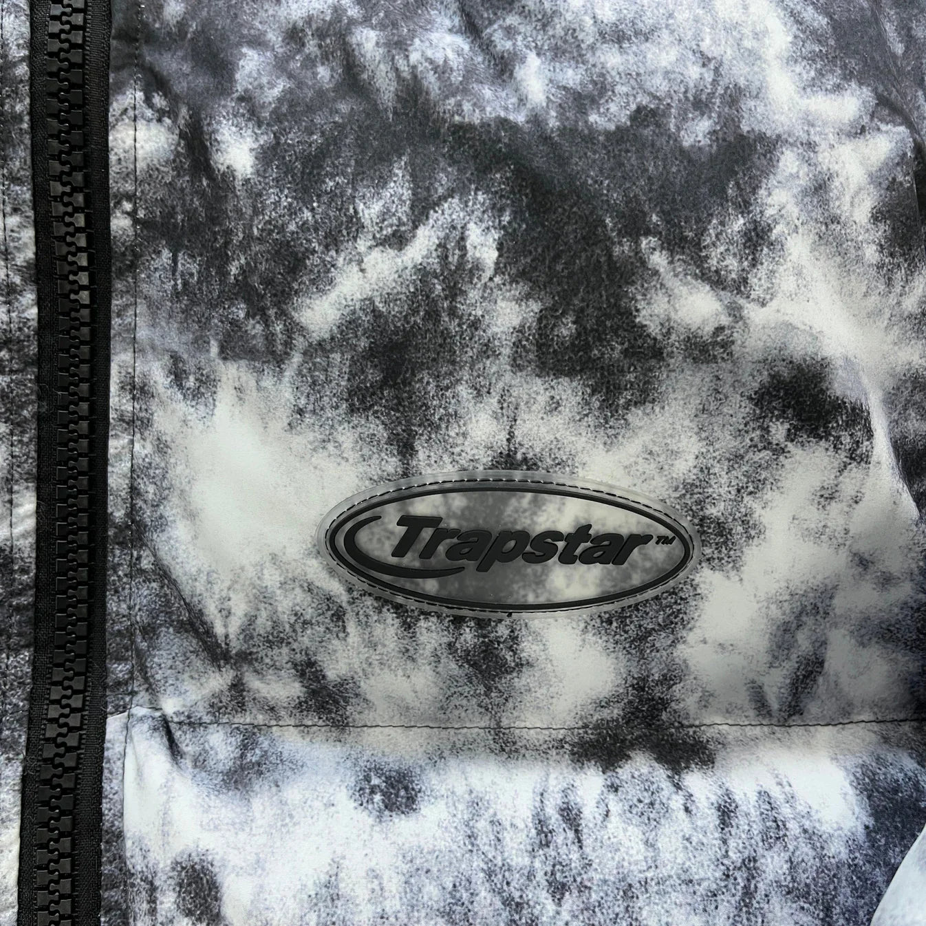 Trapstar Hyperdrive Puffer Jacket - Black/Grey Camo