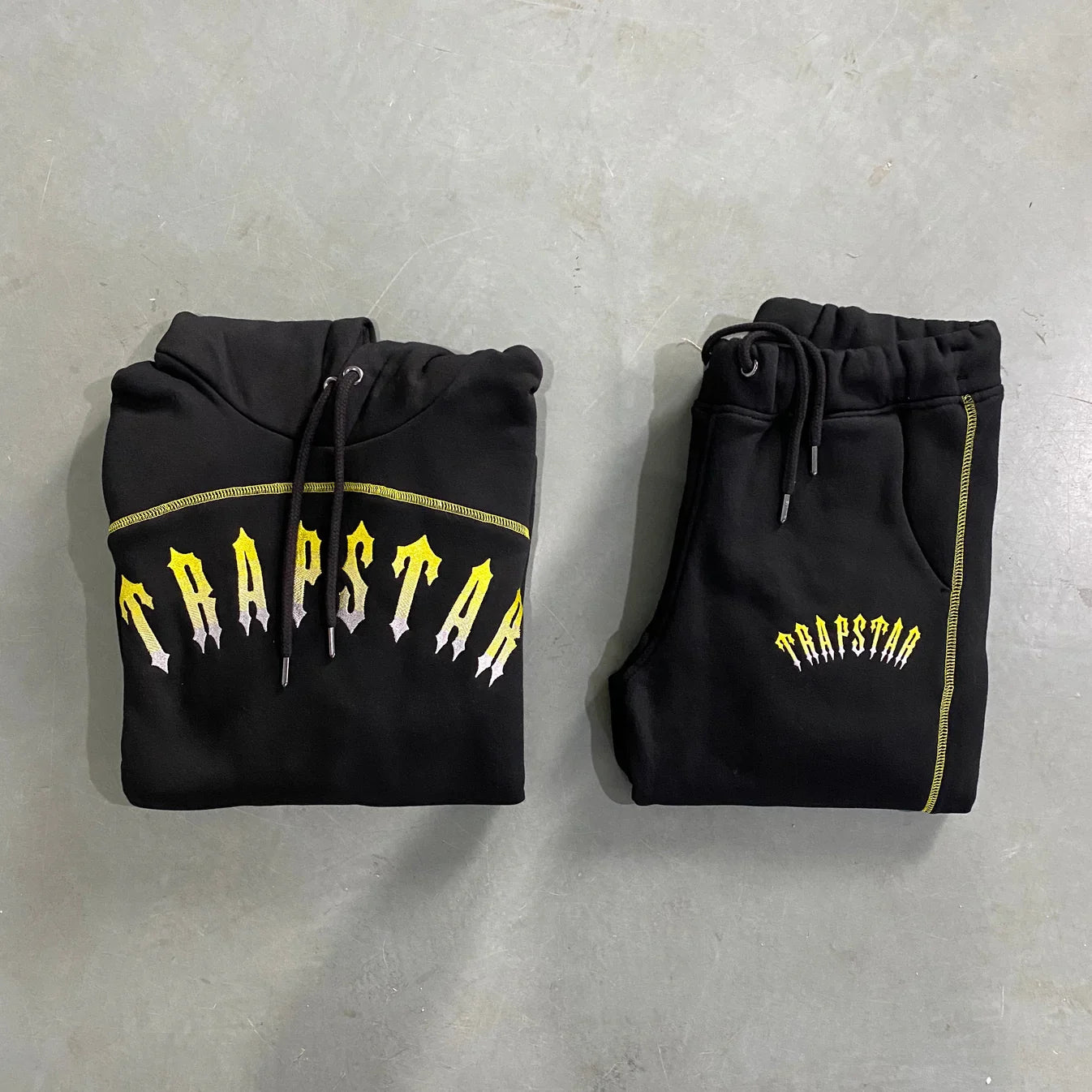 Trapstar x Central Cee 23 Arched Panel Set - Black/Yellow