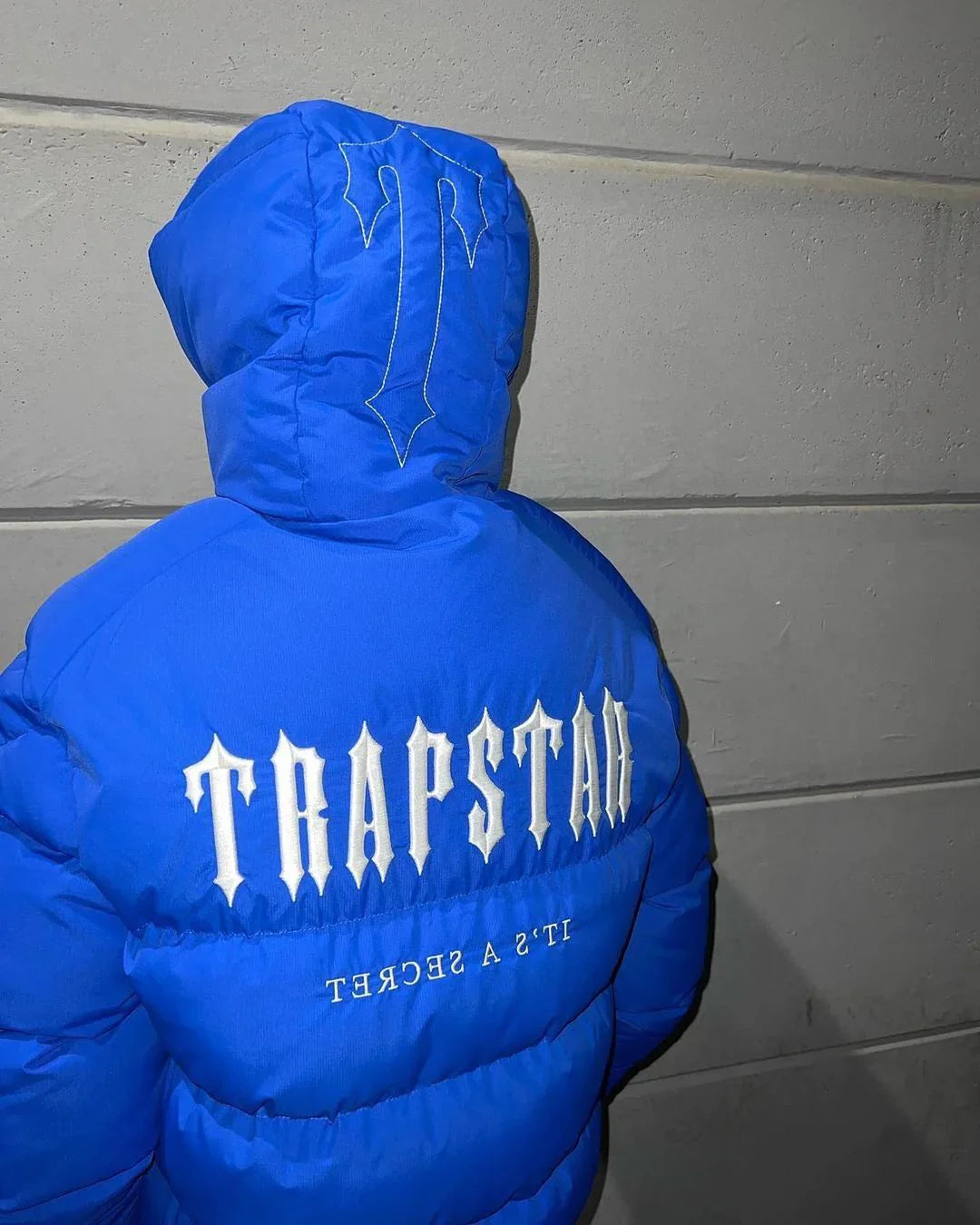 Trapstar Decoded 2022 Hooded Puffer Jacket - Blue