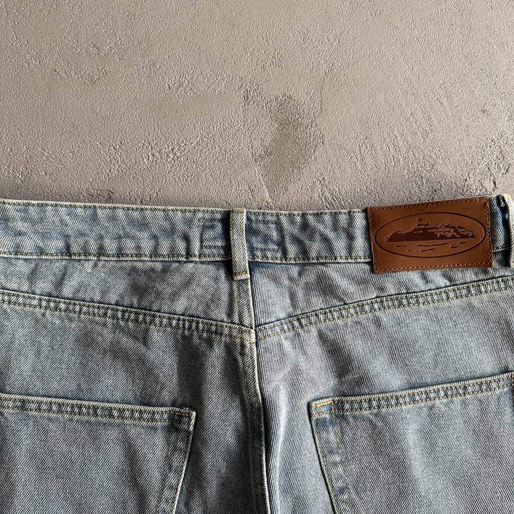 CORTEIZ Island Baggy Jean Shorts - Light Blue