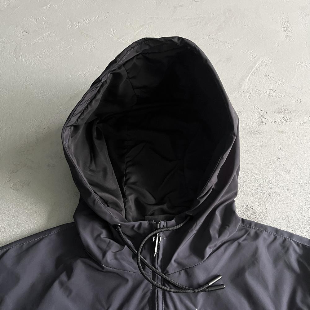 Trapstar Outline Arch Windbreaker - Black