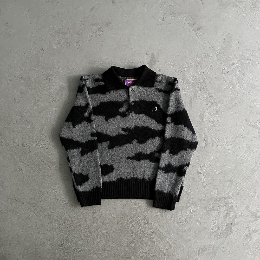 CORTEIZ More Hair Fuzzy Collar Sweater - Black/Grey