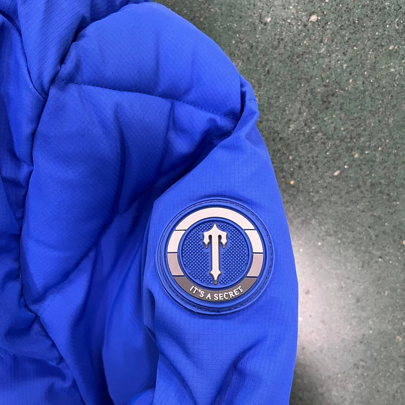 Trapstar Decoded 2022 Hooded Puffer Jacket - Blue