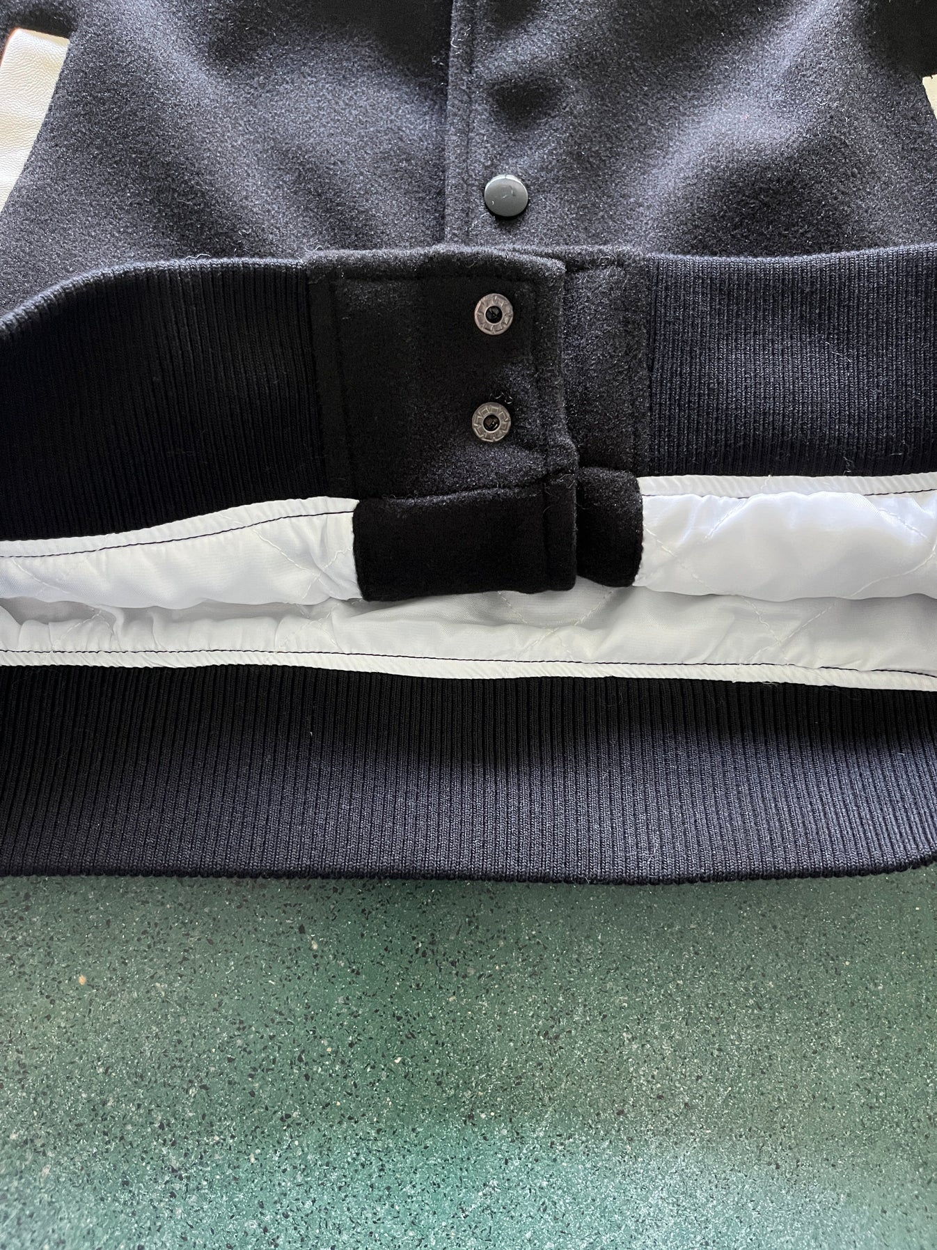 Trapstar Hyperdrive Chenille Varsity Jacket - Black/White