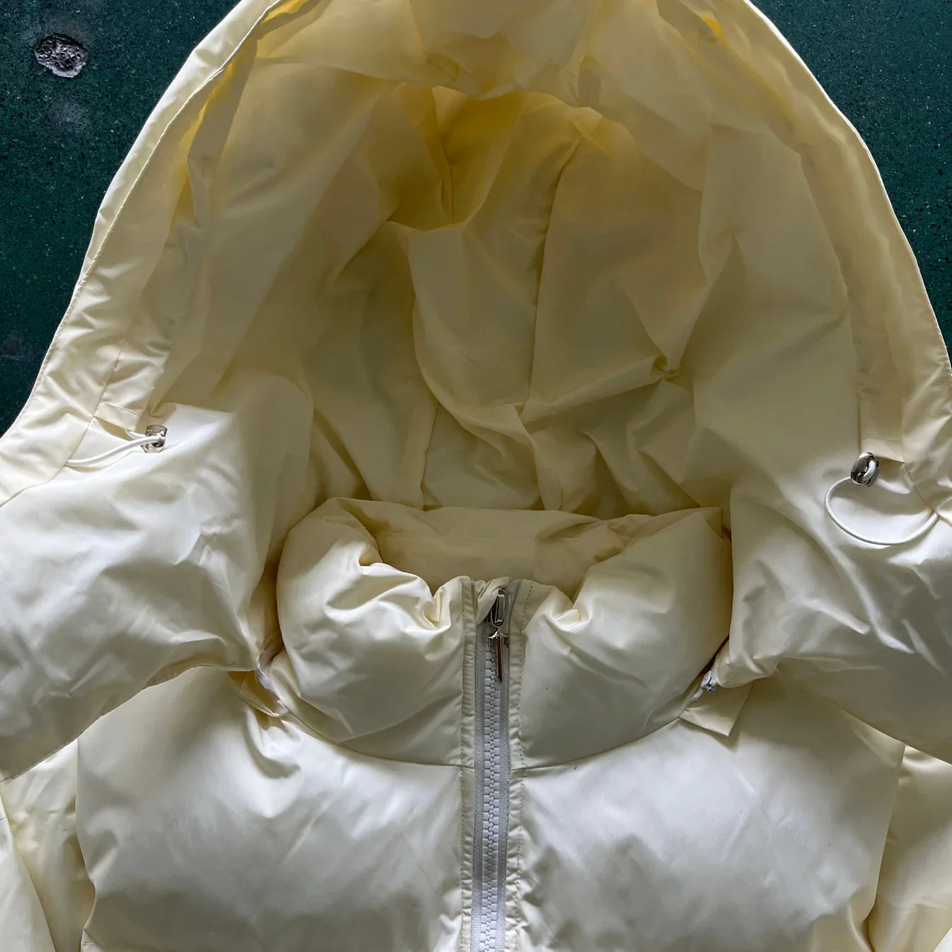 Trapstar Detachable Hooded Puffer Jacket - Cream