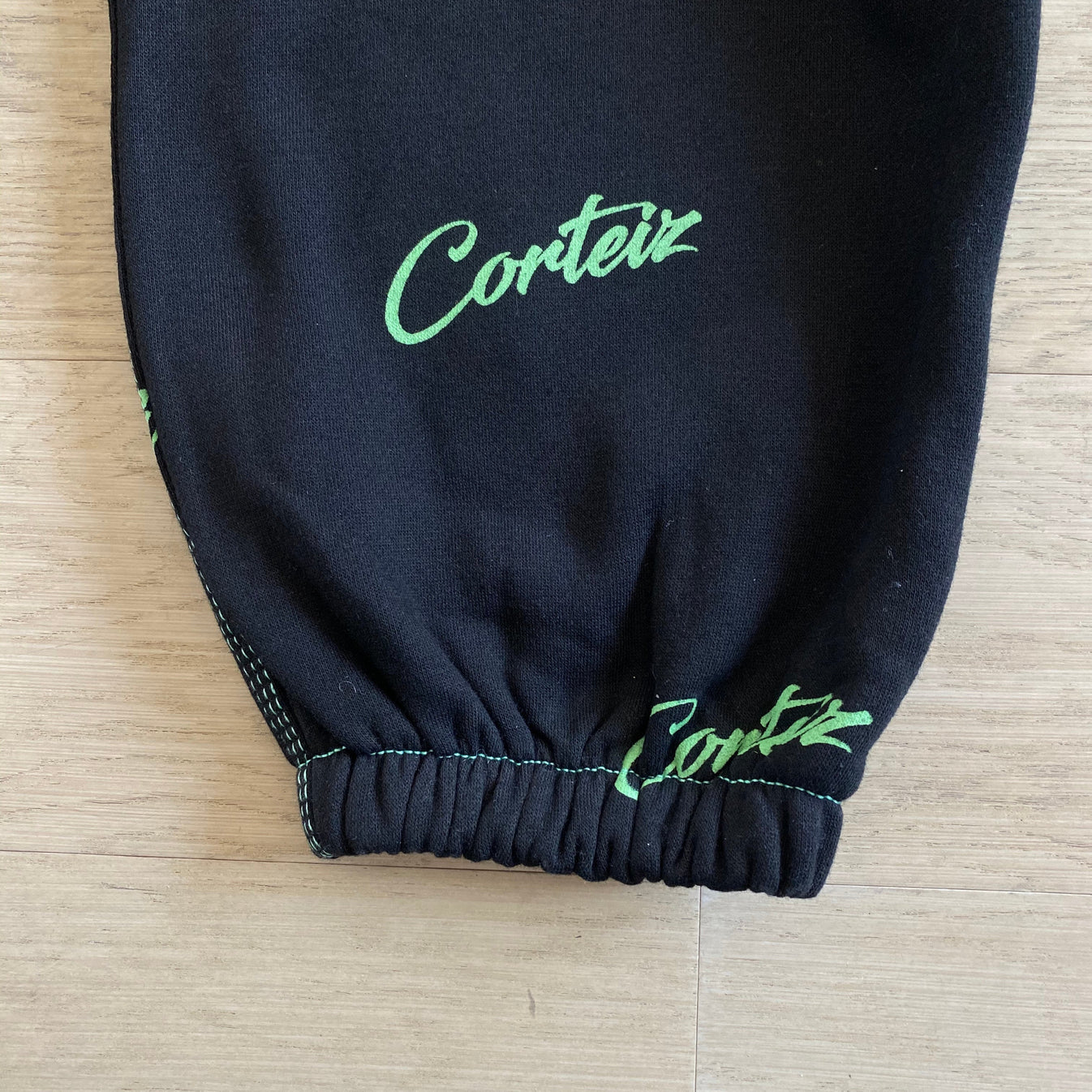 CORTEIZ All Over Print Joggers - Black/Green