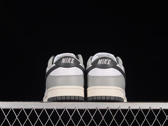 Nike Air Jordan 1 Dunk Low - Light Smoke Grey