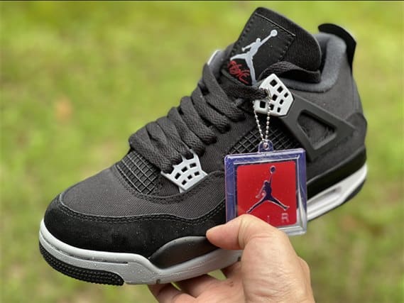 Jordan 4 - Black Canvas