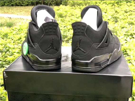 Jordan 4 Retro - Black Cat
