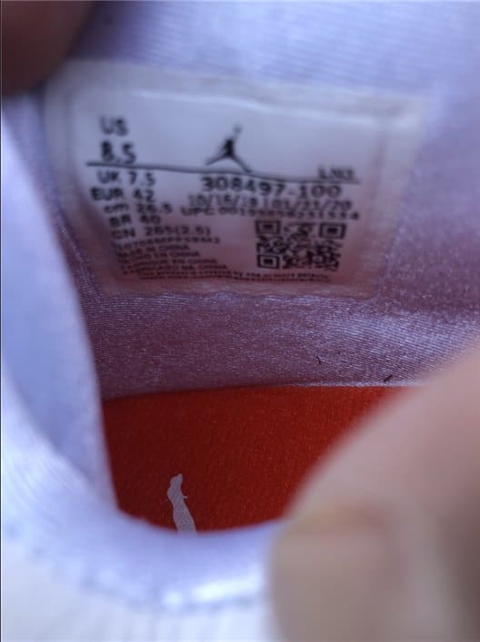 Jordan 4 Retro - Orange Metallic