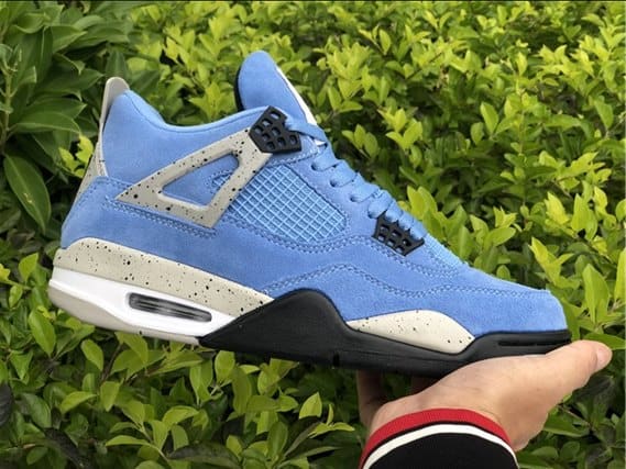 Jordan 4 SE - University Blue