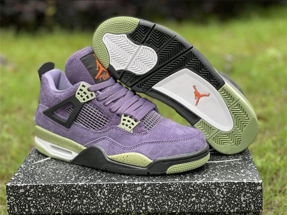 Jordan 4 WMNS - Canyon Purple