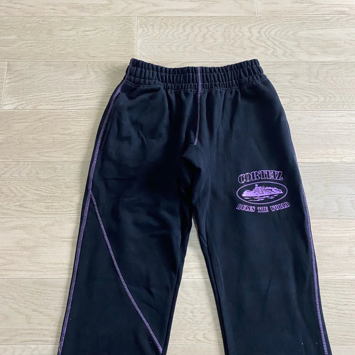 CORTEIZ Alcatraz Jogging Pants - Black/Purple
