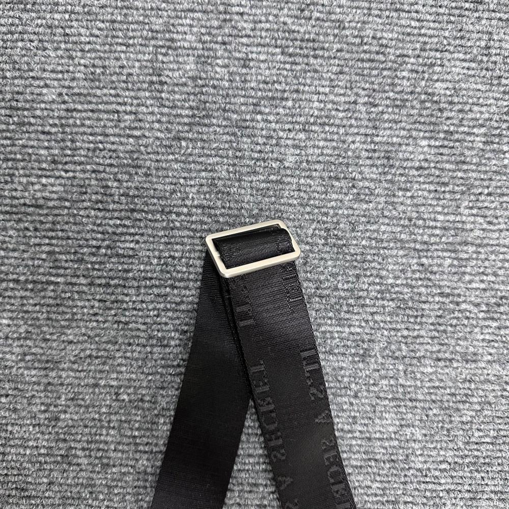 Trapstar Decoded 2.0 Bag - Black
