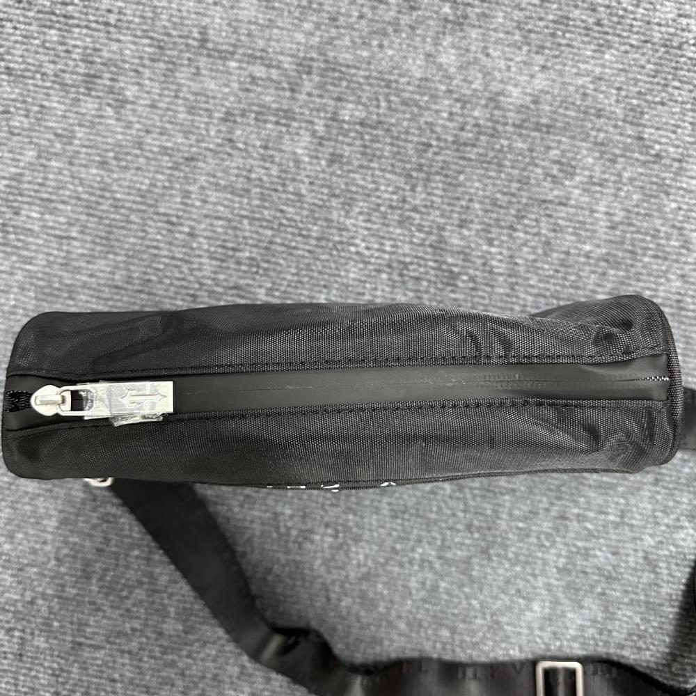 Trapstar Decoded 2.0 Bag - Black