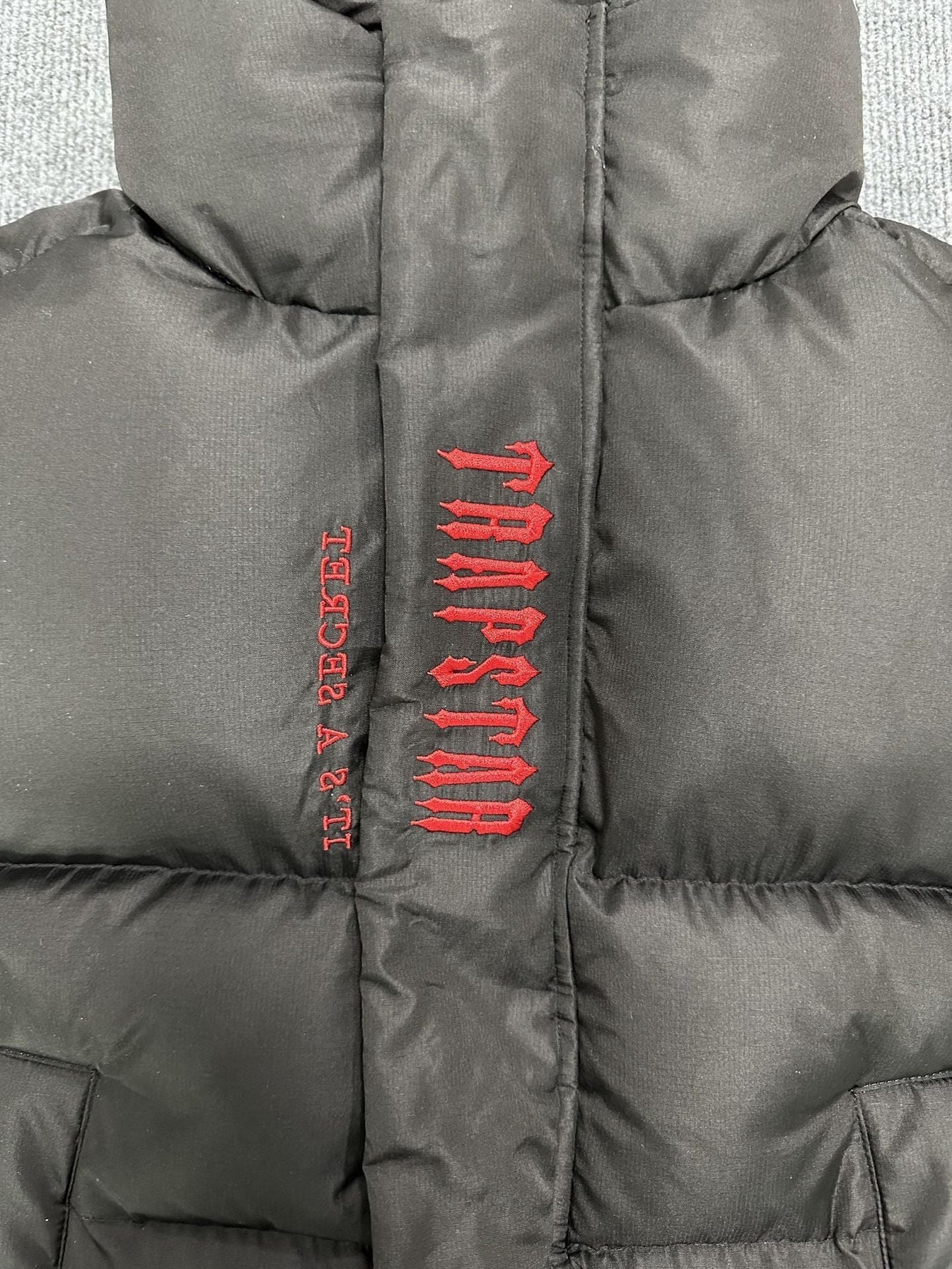 Trapstar Decoded Hooded Puffer 2.0 Jacket - Infrared Edition