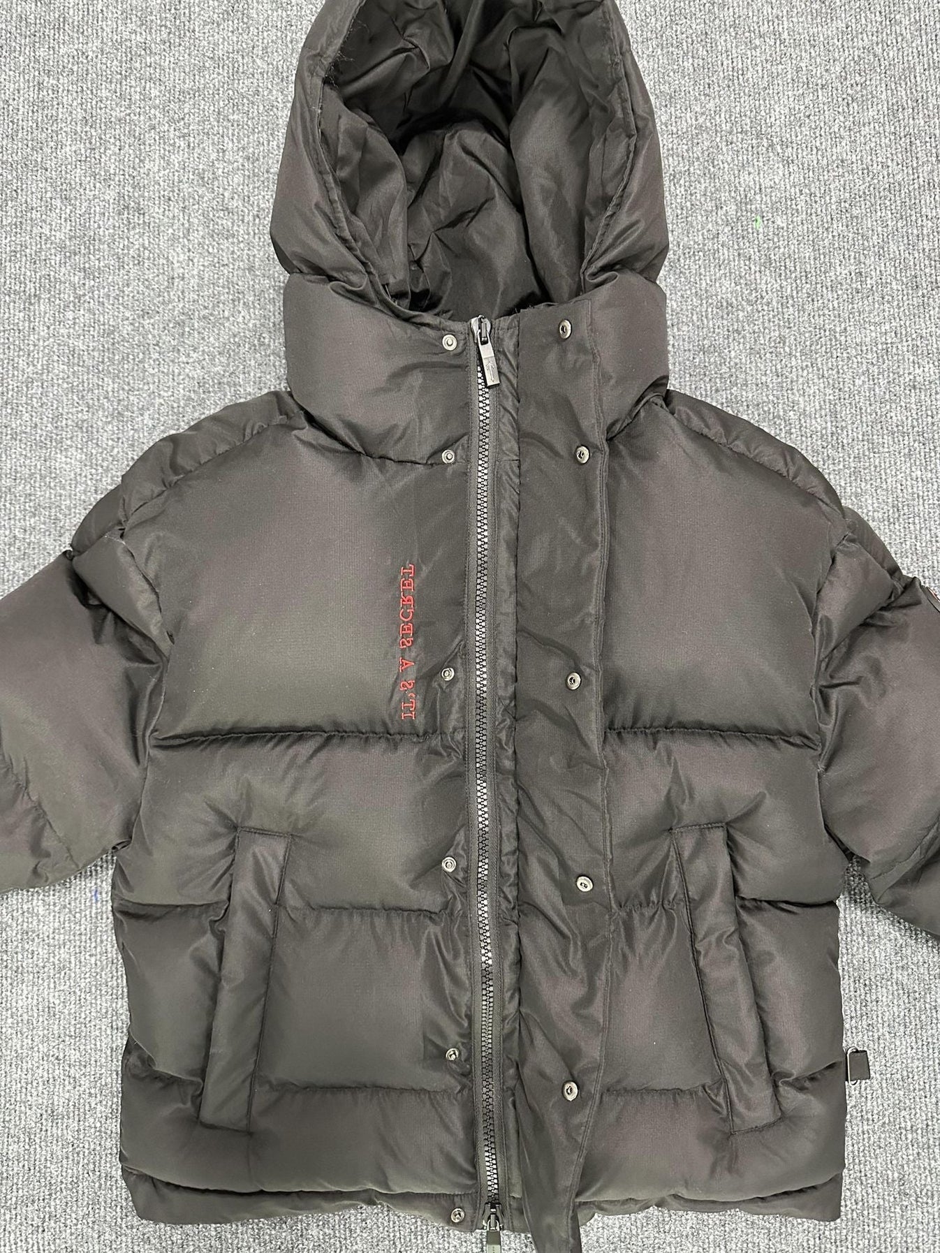 Trapstar Decoded Hooded Puffer 2.0 Jacket - Infrared Edition