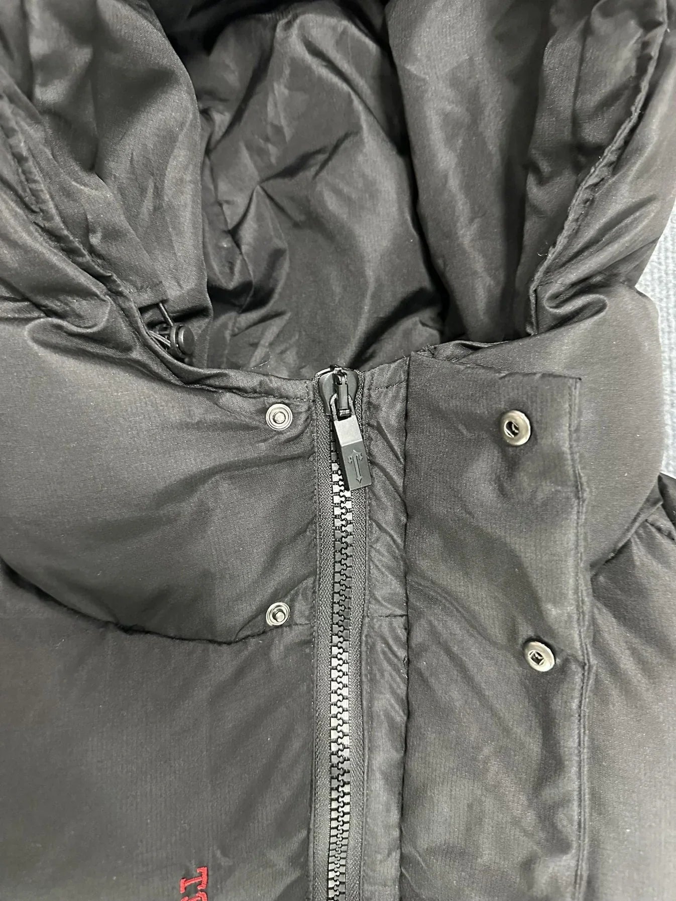 Trapstar Decoded Hooded Puffer 2.0 Jacket - Infrared Edition