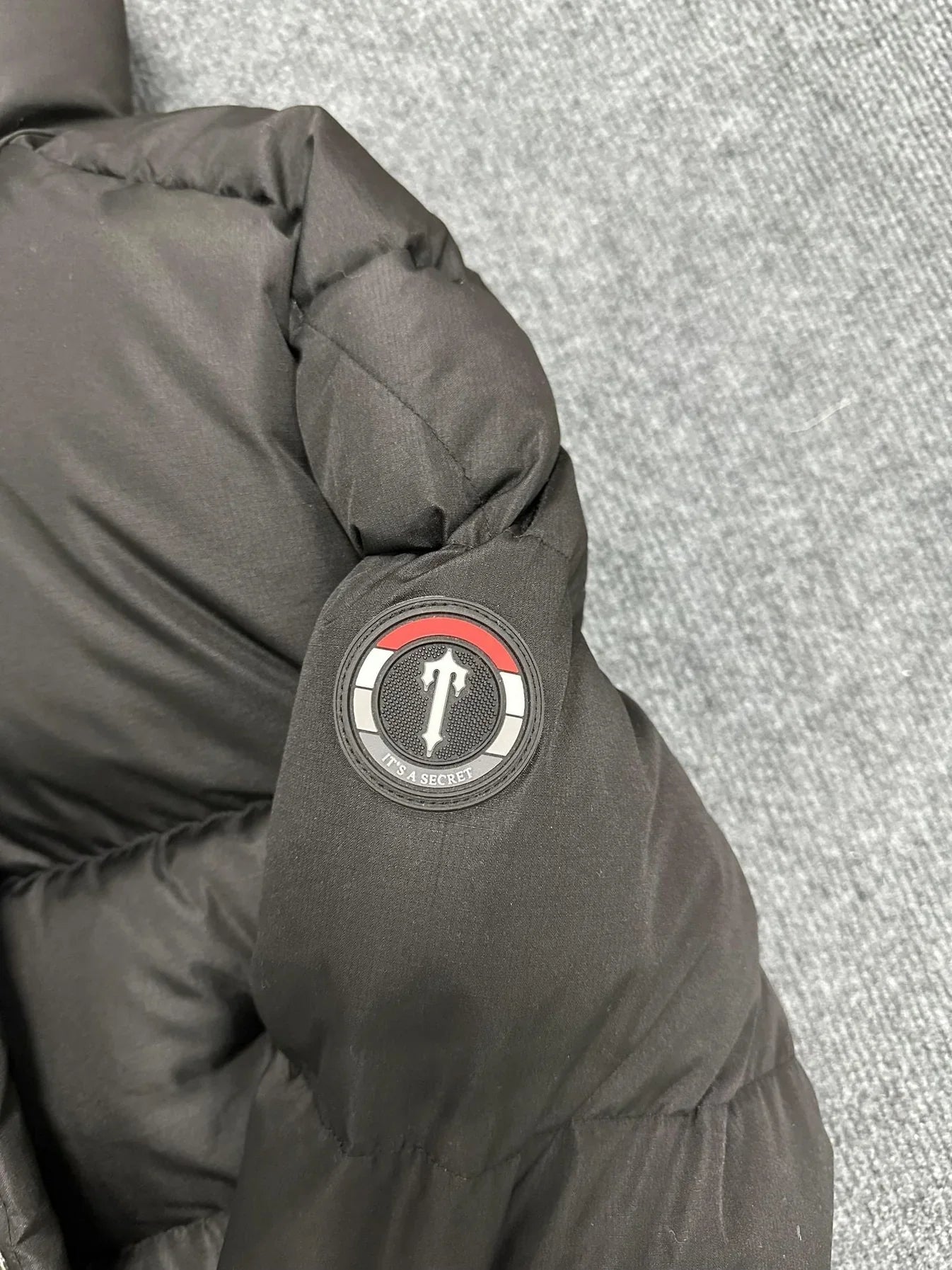 Trapstar Decoded Hooded Puffer 2.0 Jacket - Infrared Edition