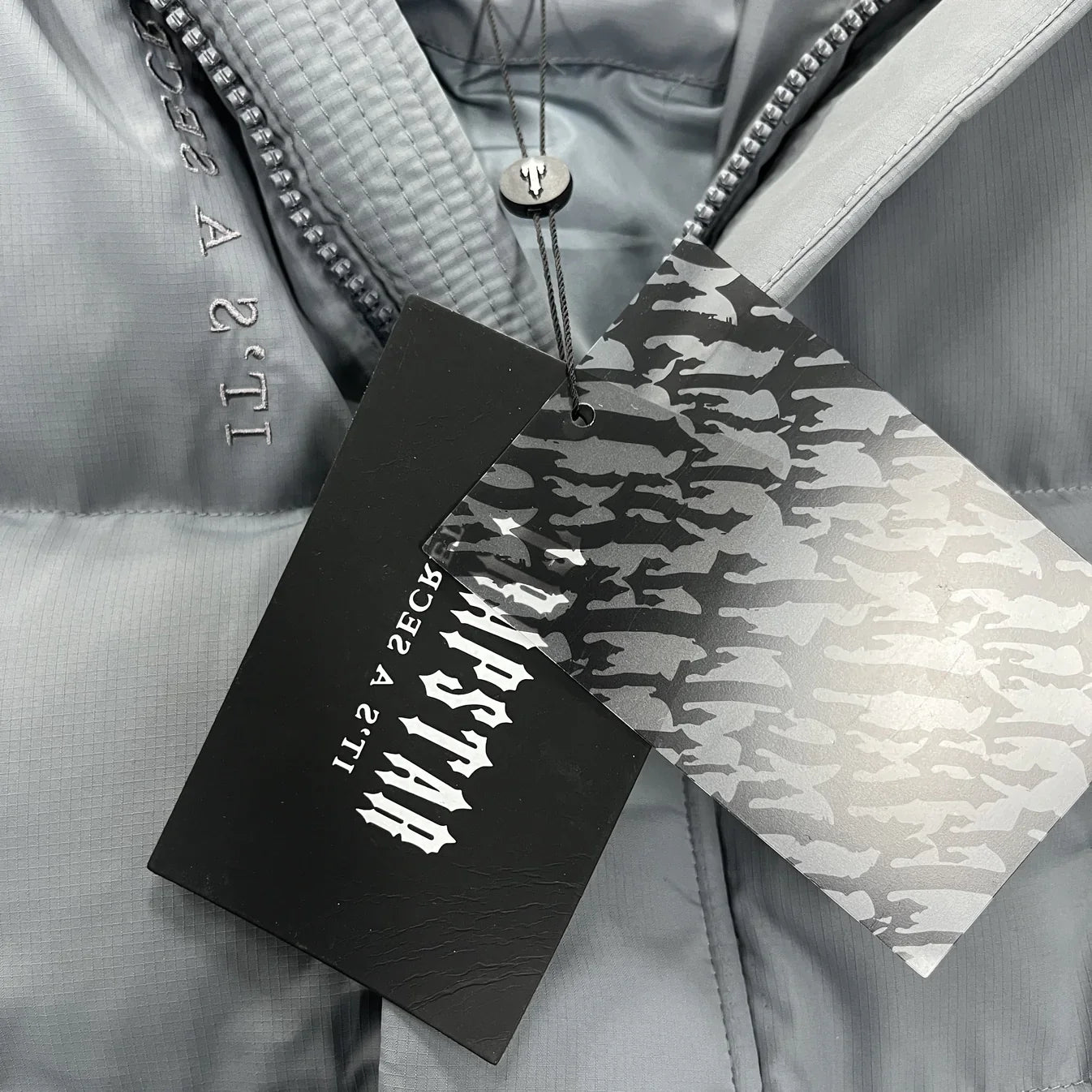 Trapstar Decoded 2.0 Hooded Puffer Jacket - Grey