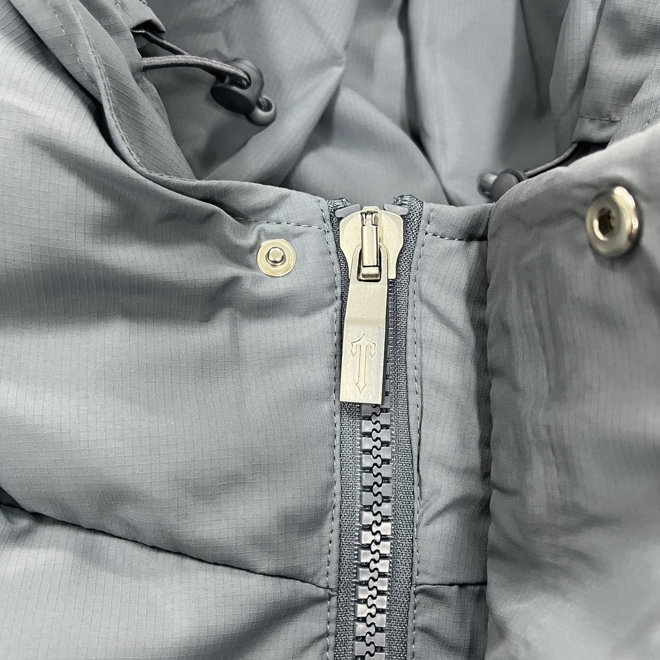 Trapstar Decoded 2.0 Hooded Puffer Jacket - Grey