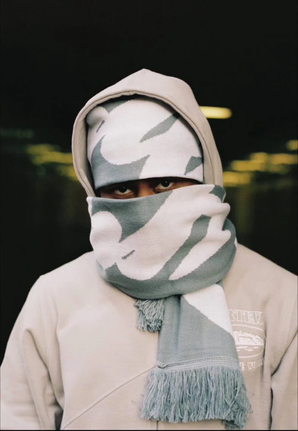 CORTEIZ Scarf - Grey/White