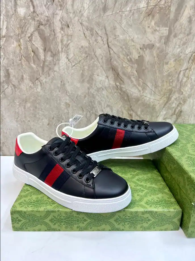 Gucci GG Ace Sneakers - Black