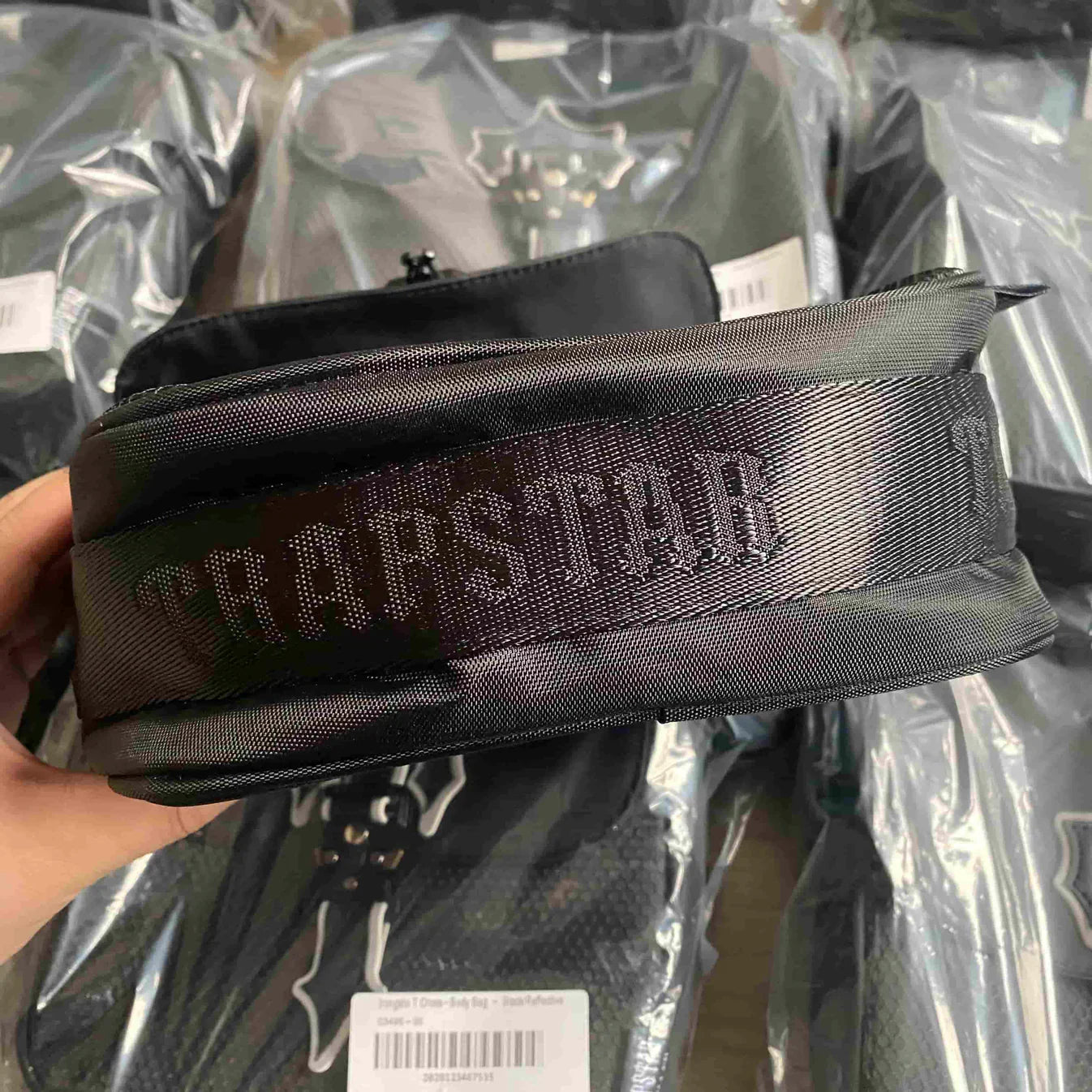Trapstar Irongate T Crossbody Bag - Black/Reflective
