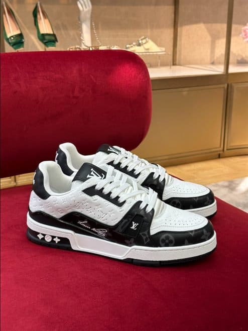 LV Skates - White/Black