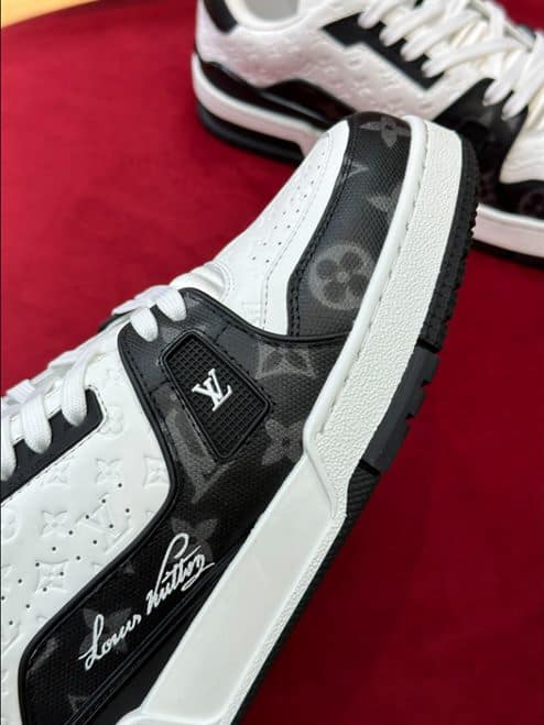 LV Skates - White/Black