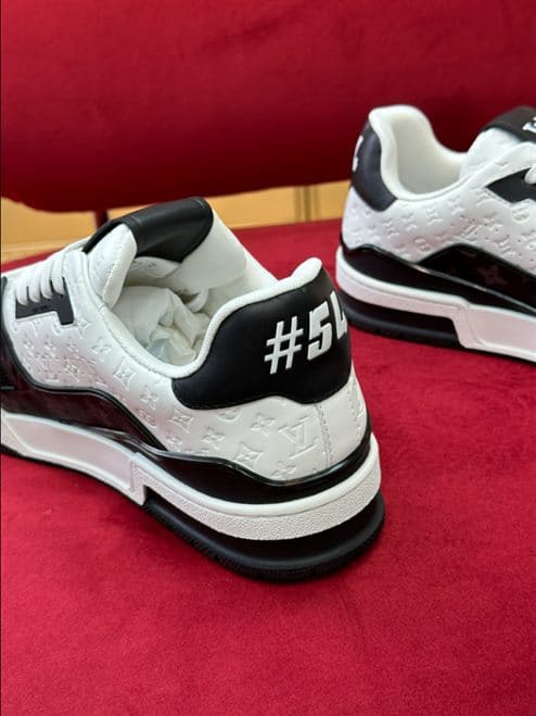 LV Skates - White/Black