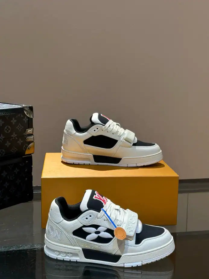 LV Trainer Sneakers - Black/White