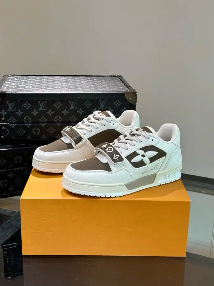 LV Trainer Sneakers - Beige/Brown