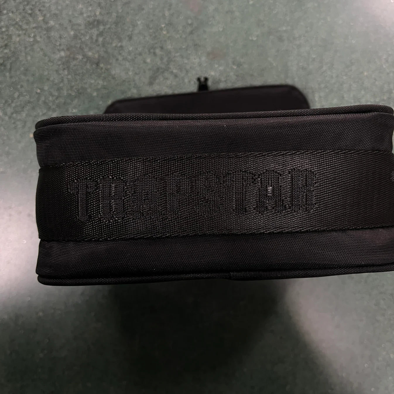 Trapstar Messenger Bag 1.0 - Black/Purple