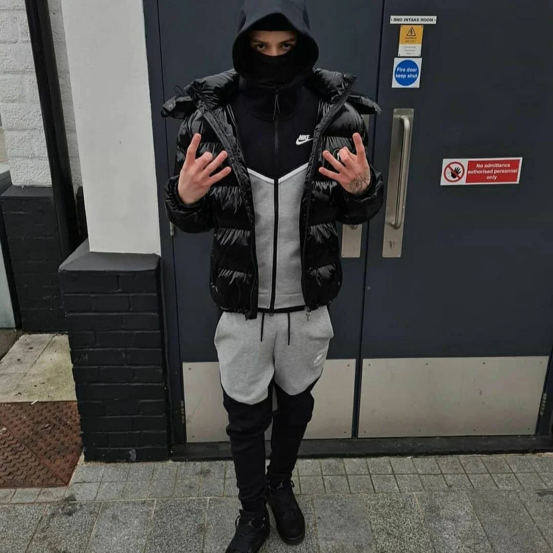 Trapstar Irongate Arch Puffer Jacket - Glossy Black