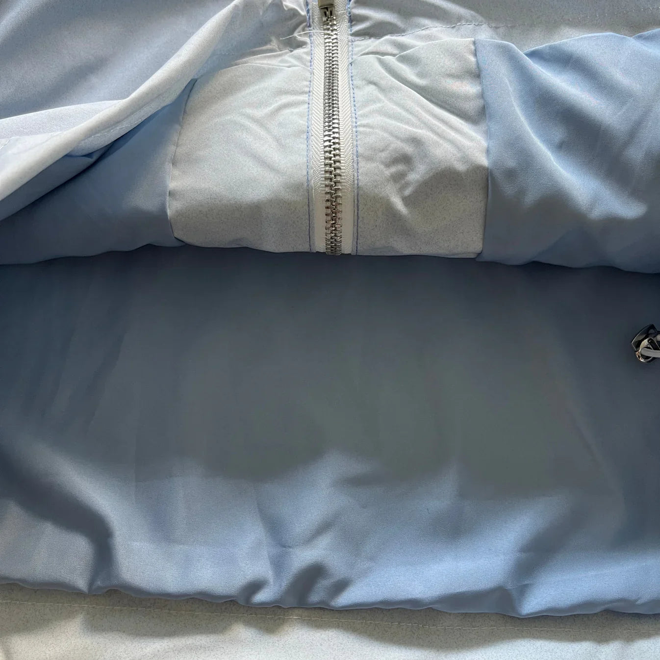 Trapstar Irongate T Windbreaker - Blue Gradient