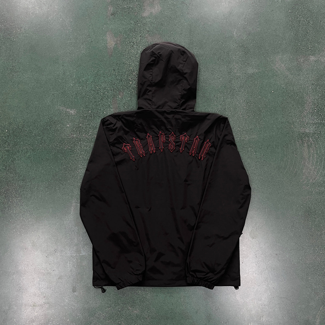 Trapstar Irongate T Windbreaker - Black/Red