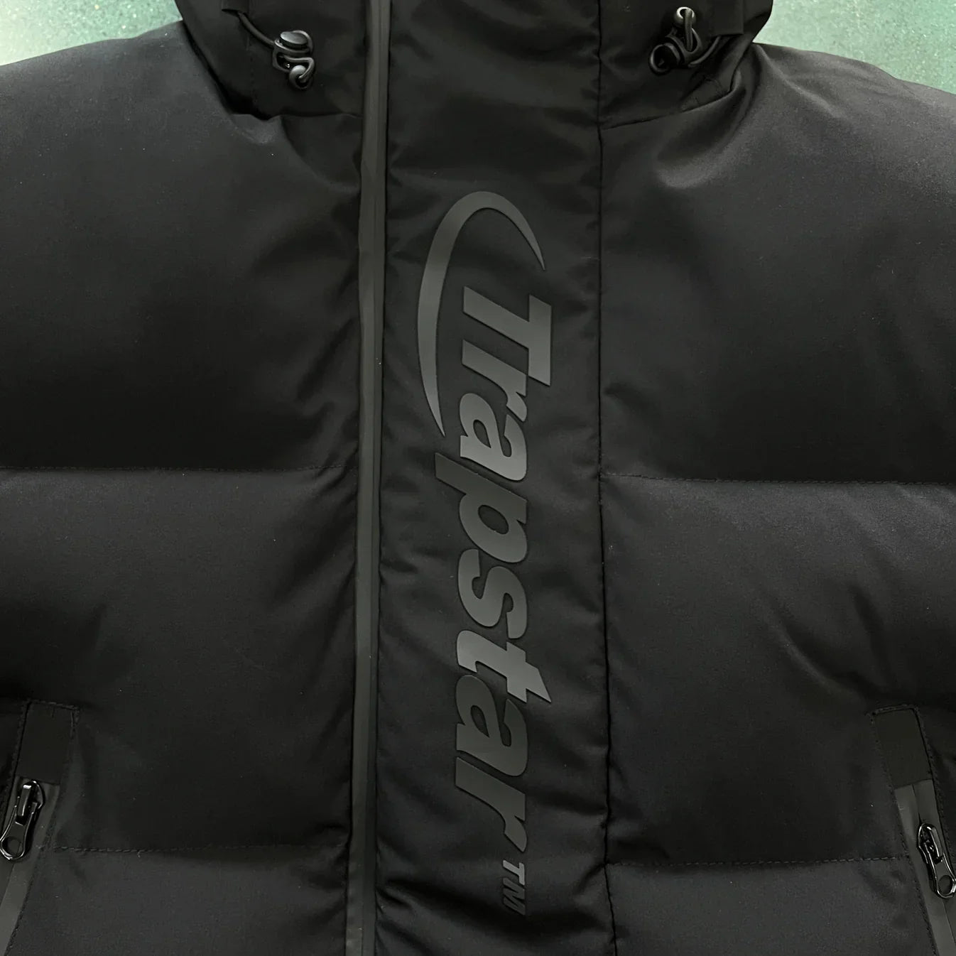 Trapstar Hyperdrive Technical Puffer - Black Edition