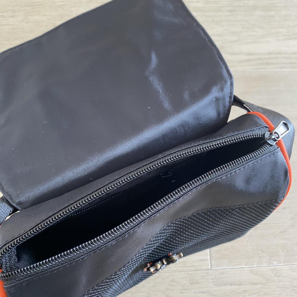 Trapstar Messenger Bag 1.0 - Black/Orange