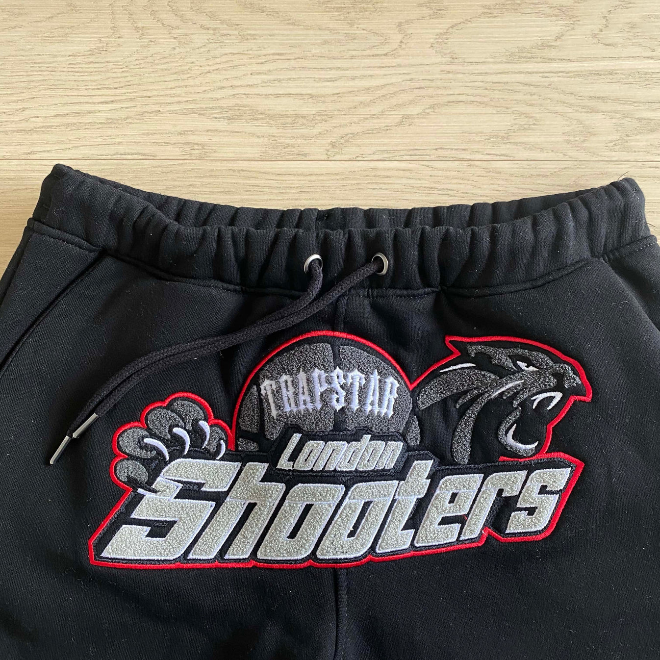 Trapstar Shooters Tracksuit - Black/Red