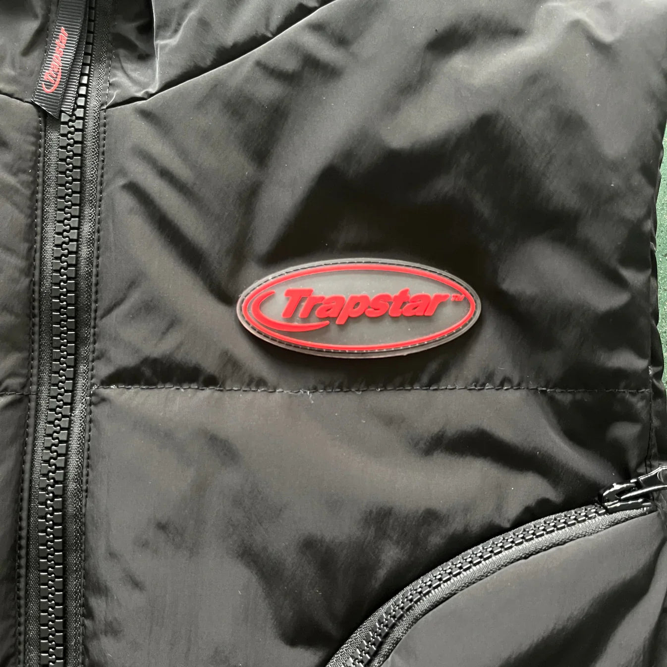 Trapstar Hyperdrive Sleeveless Jacket - Black/Red